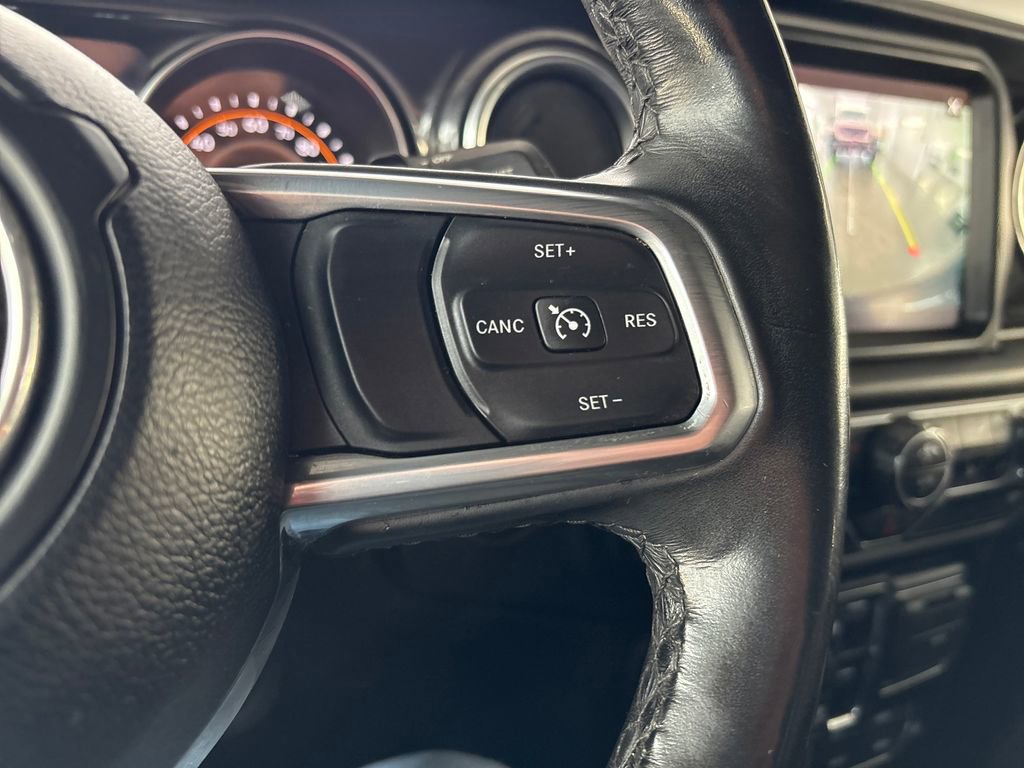Used 2022 Jeep Wrangler Unlimited Sahara AWD/4WD image 55