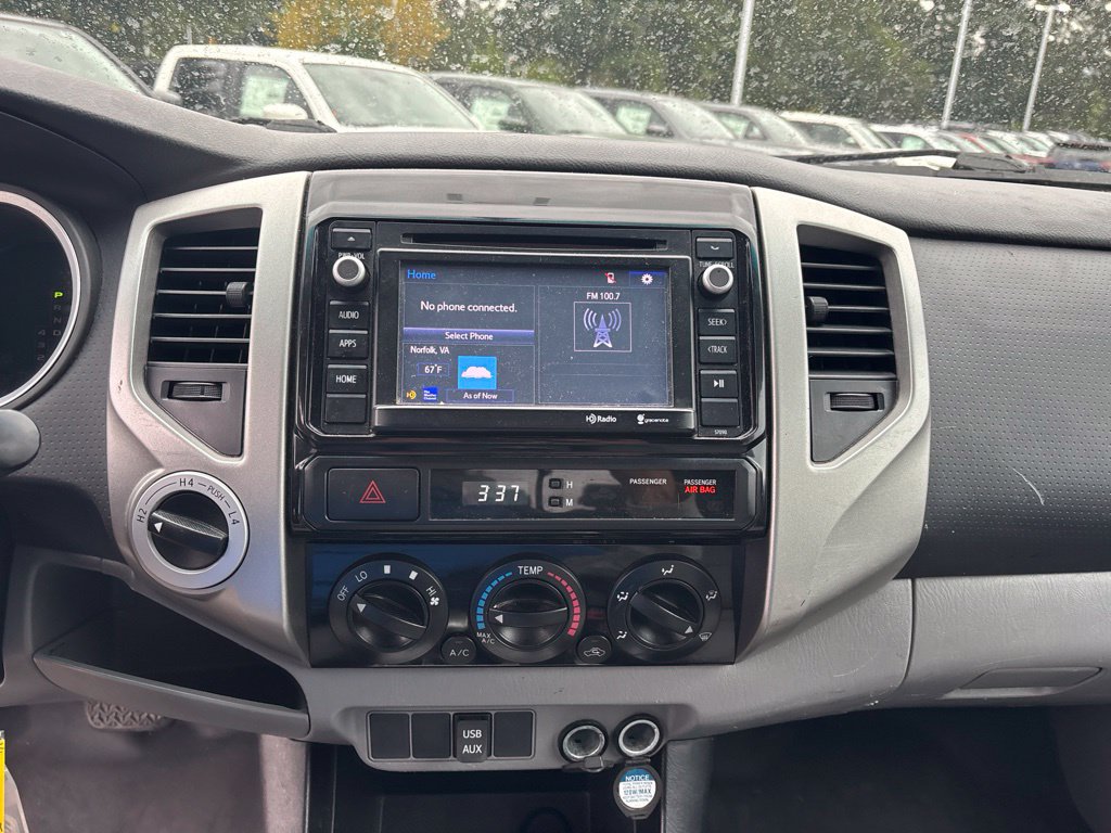 Used 2014 Toyota Tacoma 4x4 Double Cab w/ SR5 Package image 11