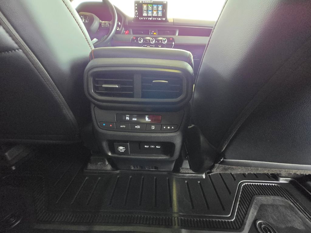 Used 2024 Honda Pilot TrailSport image 26