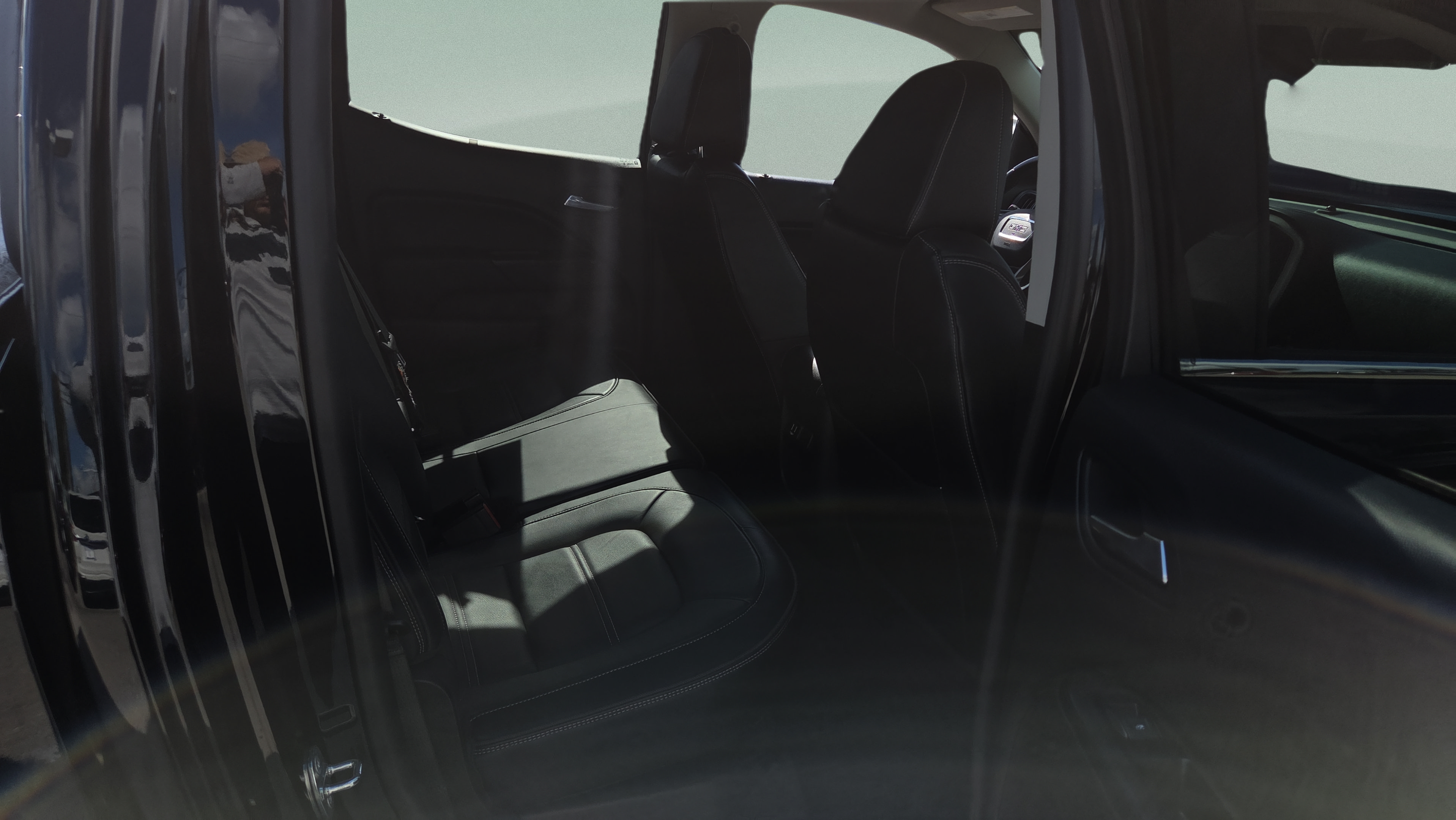 Used 2020 GMC Canyon Denali RWD image 15