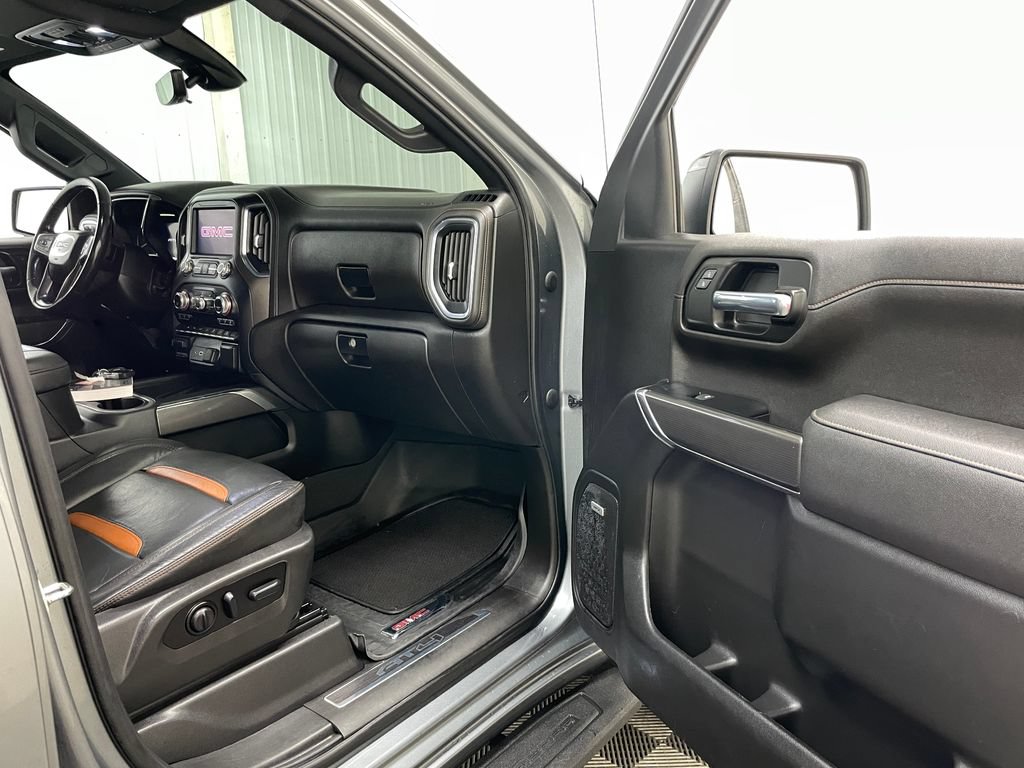 Certified 2022 GMC Sierra 1500 AT4 w/ AT4 Premium Package AWD/4WD image 39