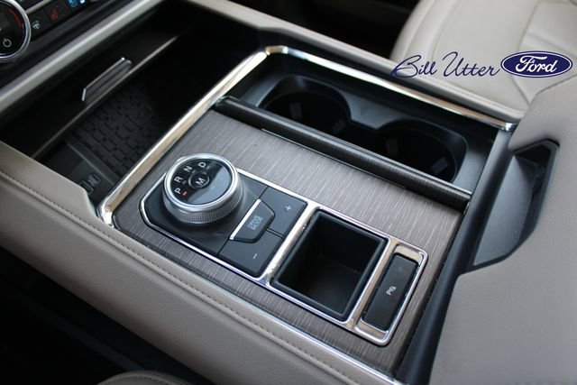 Used 2024 Ford Expedition Limited image 18