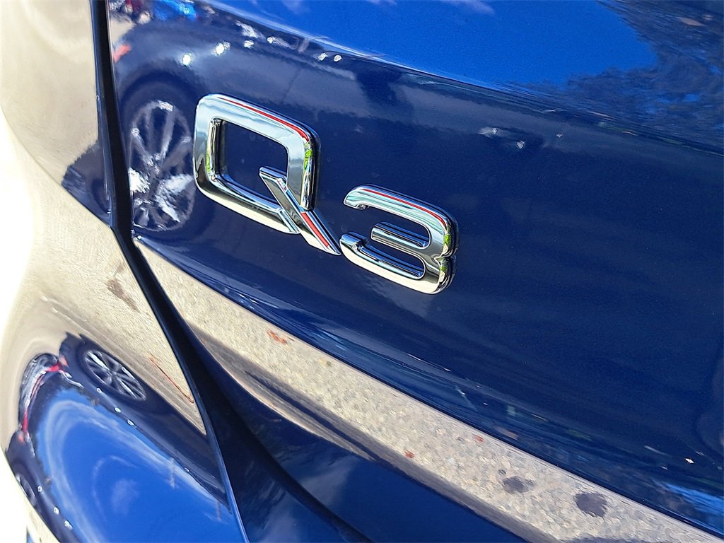 New 2025 Audi Q3 2.0T Premium image 6