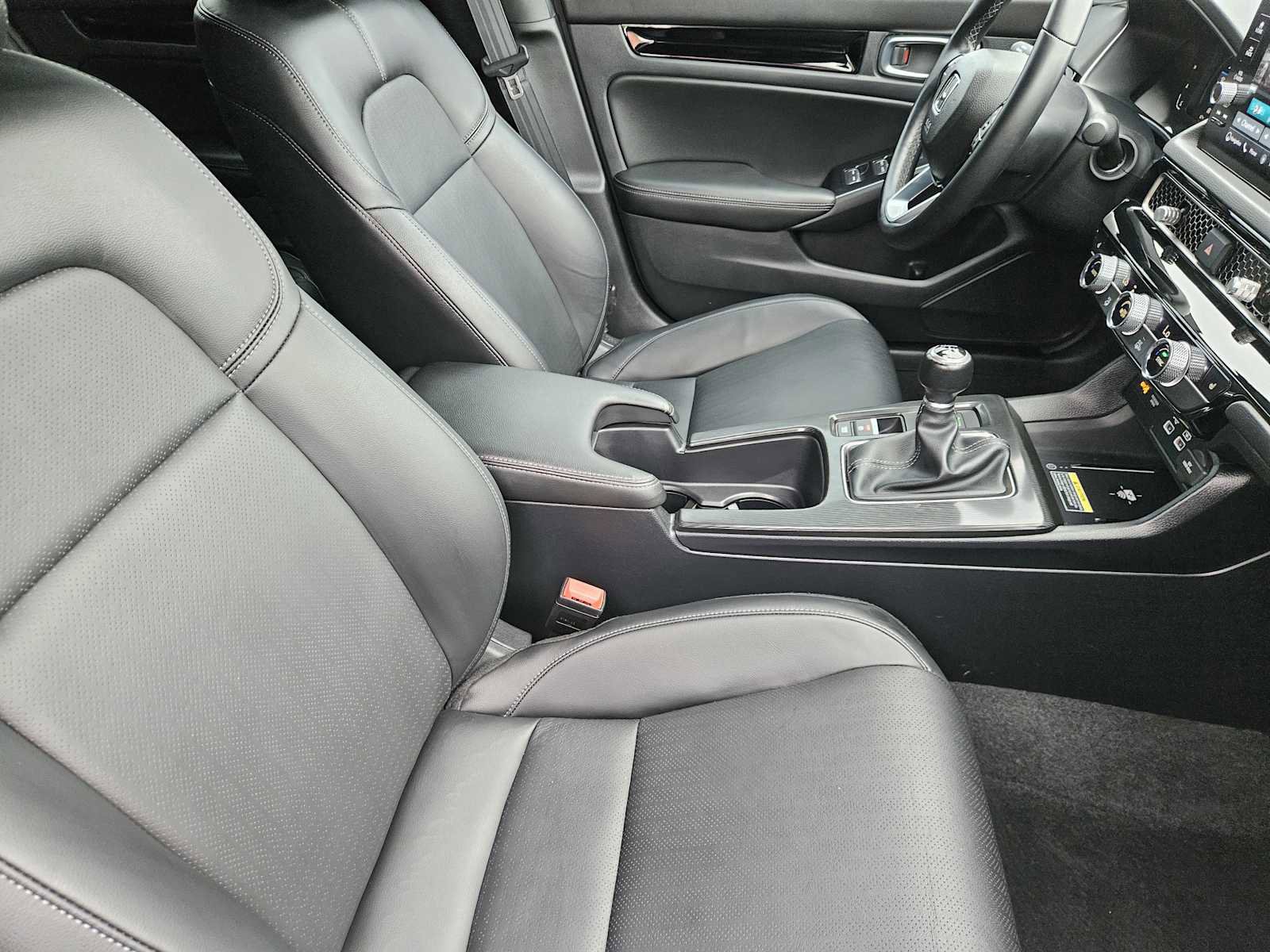 Used 2024 Honda Civic Sport Touring image 14