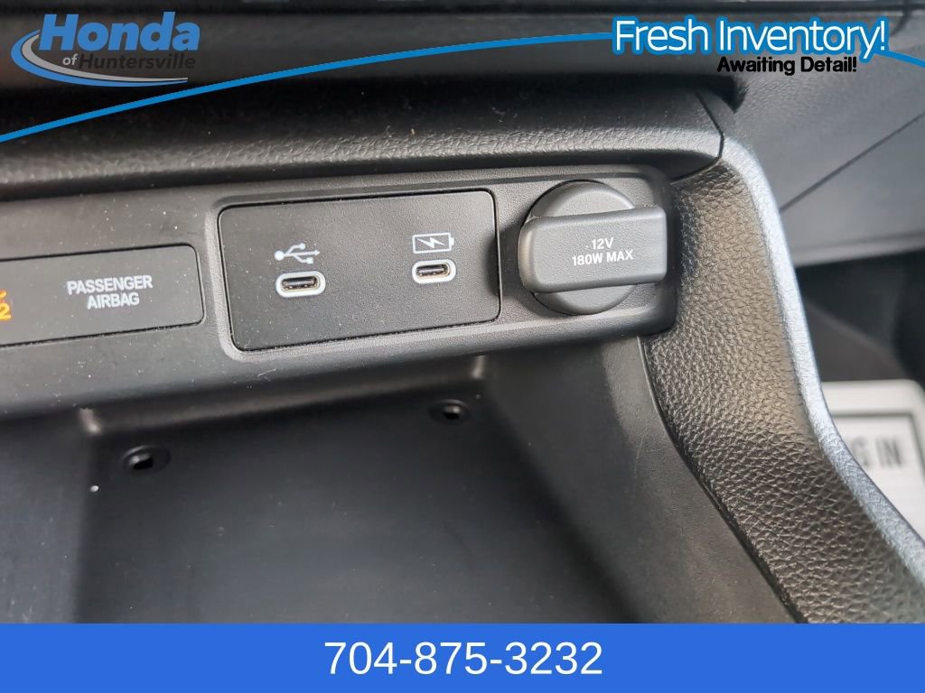 Used 2025 Honda Civic Sport image 24