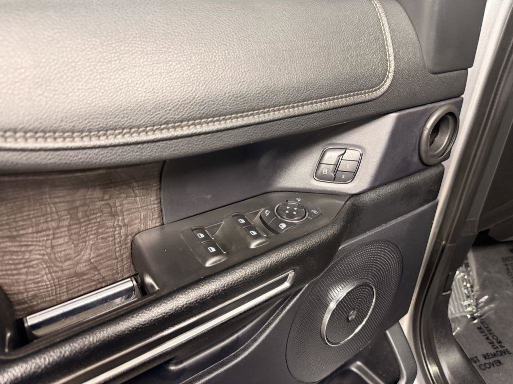 Used 2021 Ford Expedition Max Limited AWD/4WD image 25