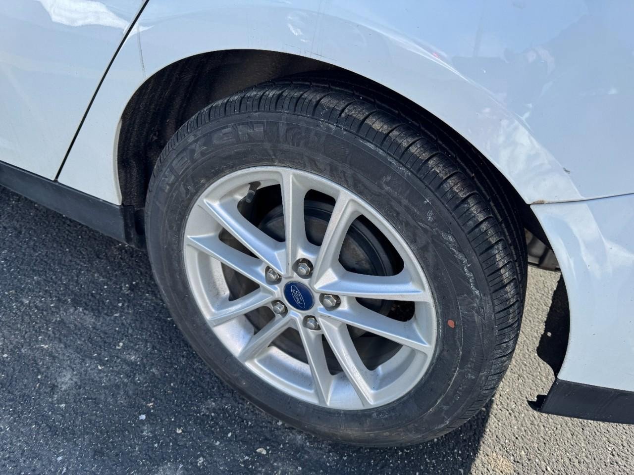 Used 2017 Ford Focus SE image 10