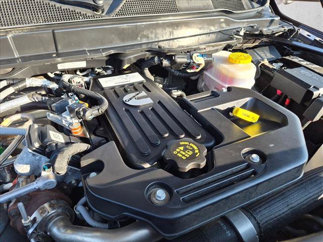 Used 2025 RAM 3500 Limited AWD/4WD image 23