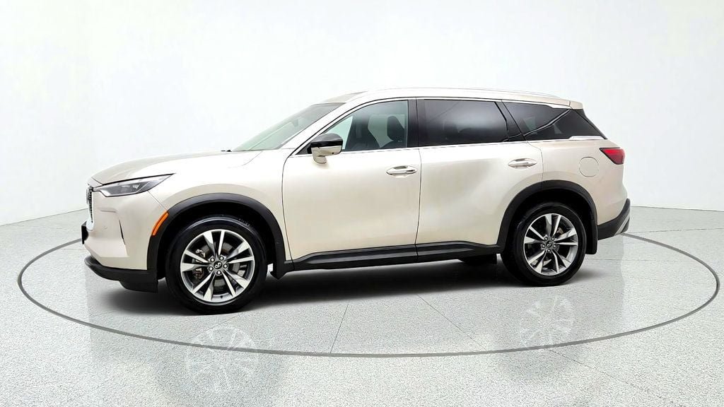 Used 2023 INFINITI QX60 Luxe AWD/4WD image 8
