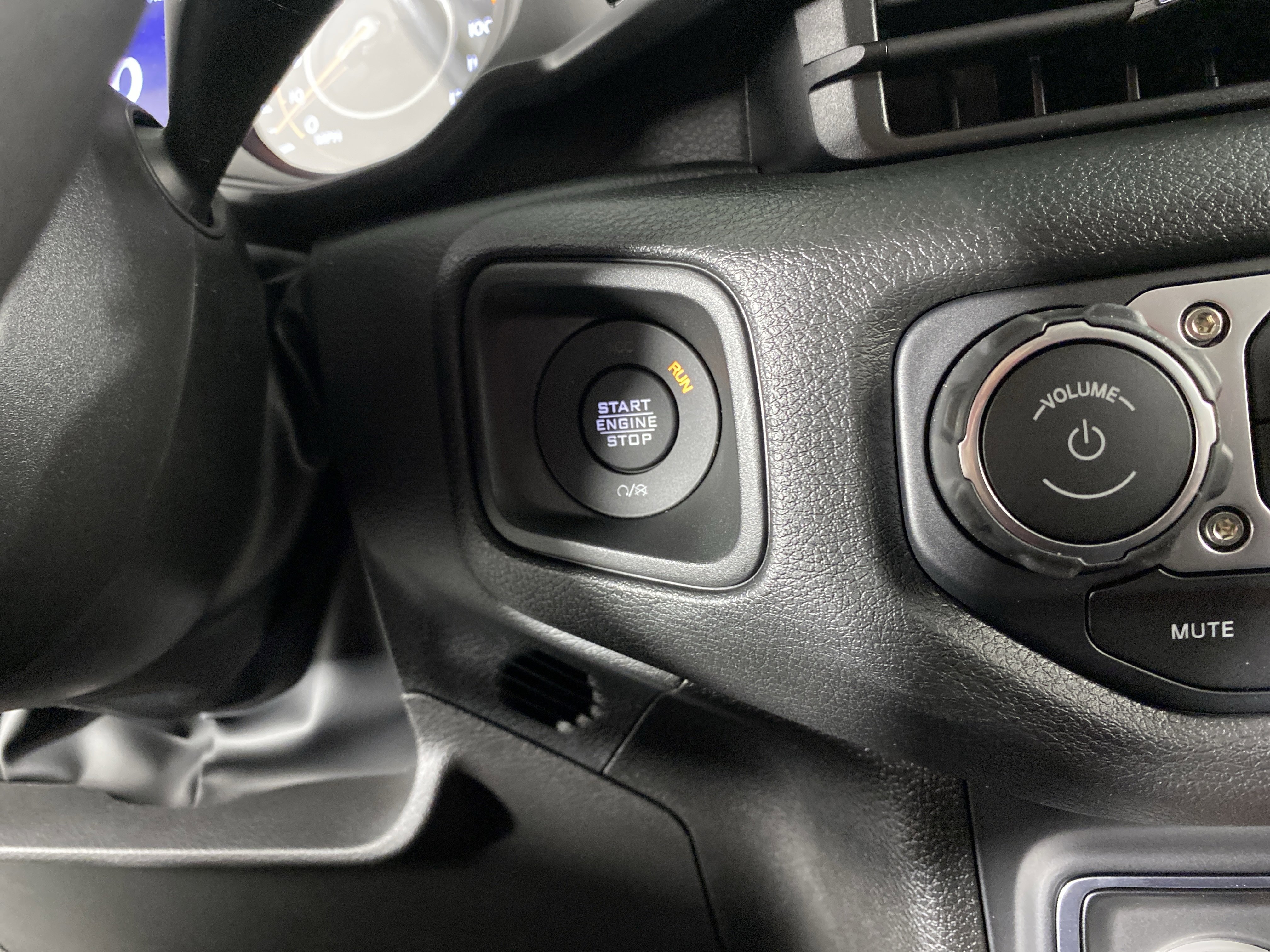 New 2025 Jeep Wrangler Sport S image 23