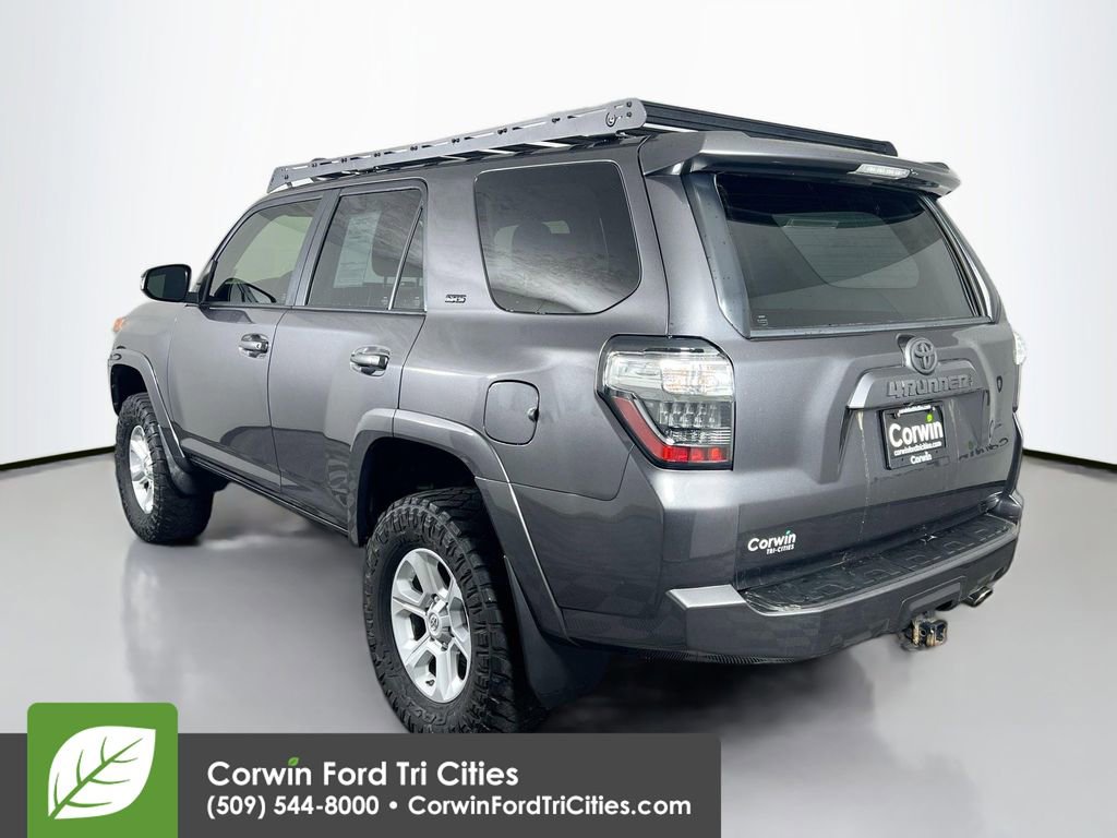 Used 2020 Toyota 4Runner 4WD image 11