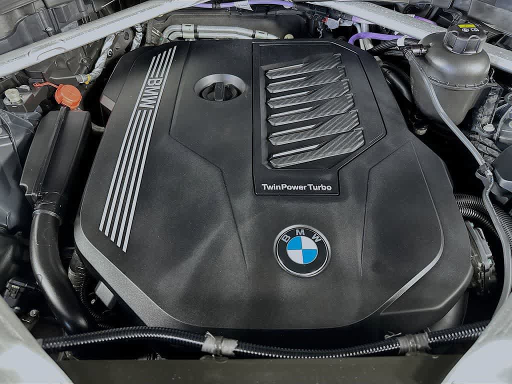 Used 2022 BMW X5 xDrive40i AWD/4WD image 9