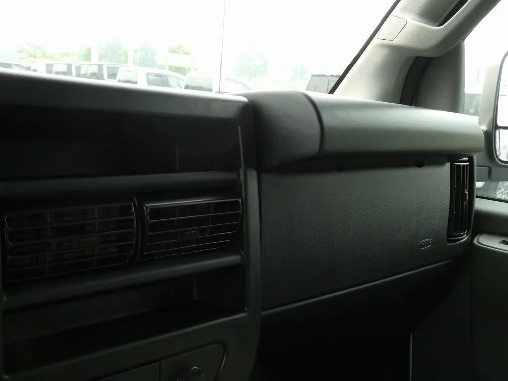 New 2025 GMC Savana 2500 w/ Driver Convenience Package image 21