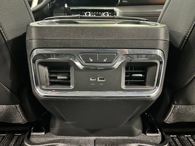 Used 2025 GMC Sierra 2500 Denali w/ Technology Package AWD/4WD image 28