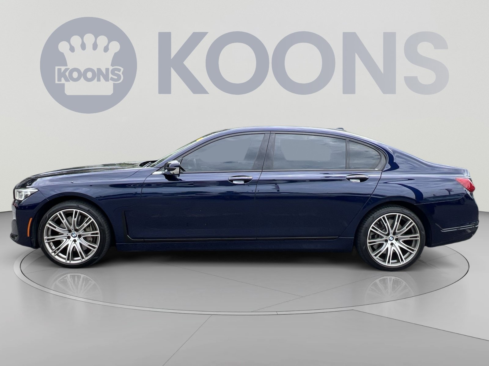 Used 2022 BMW 750i xDrive w/ Executive Package AWD/4WD image 2