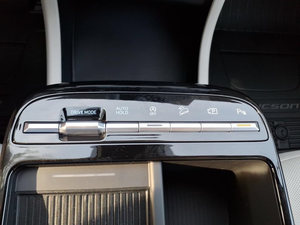 New 2026 Hyundai Tucson Limited FWD image 21
