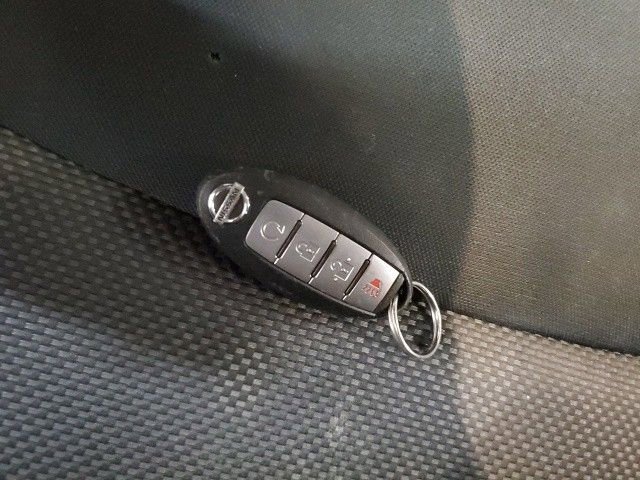 Used 2020 Nissan Pathfinder SV image 30