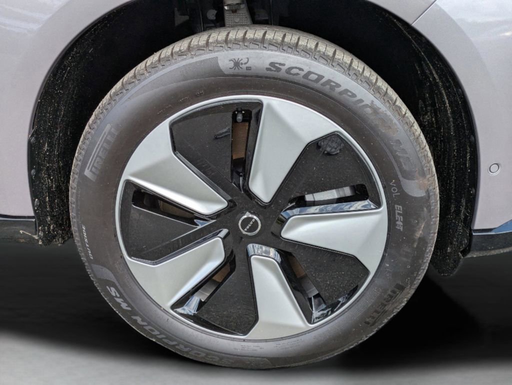 New 2026 Volvo EX90 Plus RWD image 27
