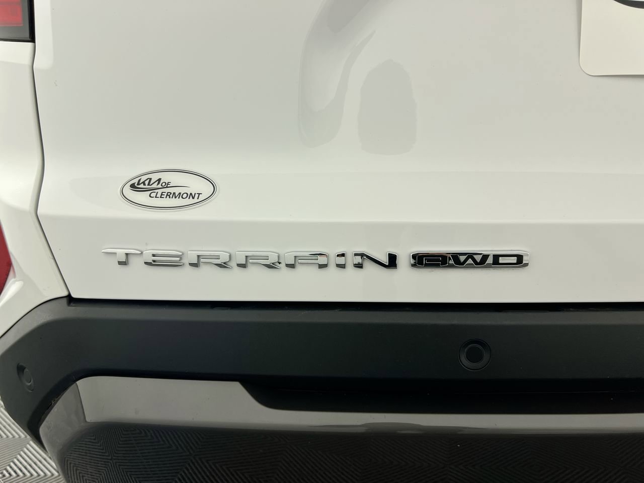 Used 2026 GMC Terrain Elevation image 5