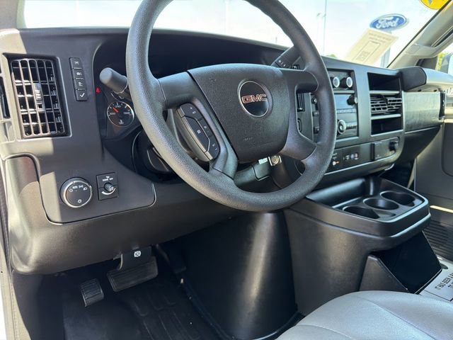 Used 2025 GMC Savana 2500 w/ Communications Package RWD image 12