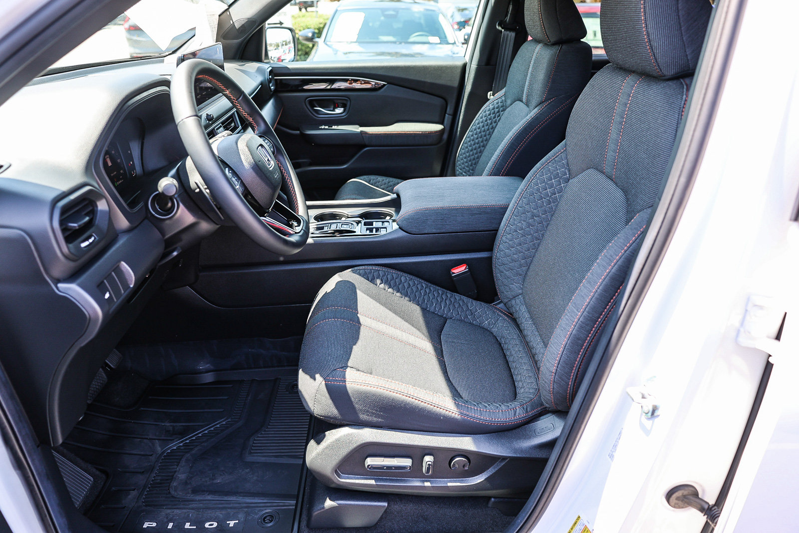 Certified 2026 Honda Pilot Sport image 11