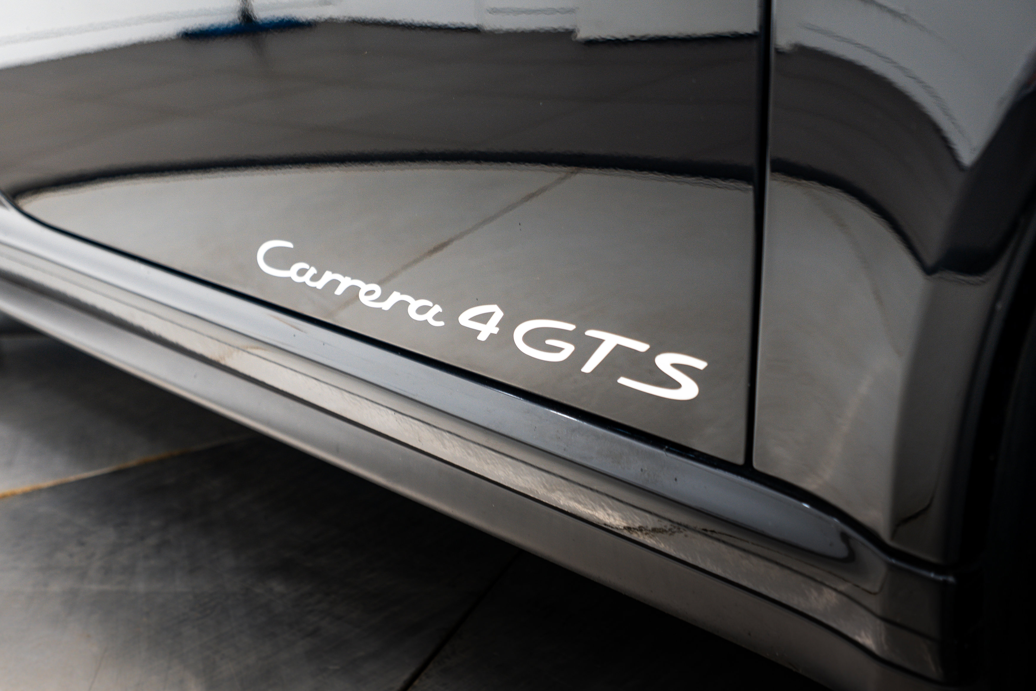 Used 2012 Porsche 911 GT3 RS image 25