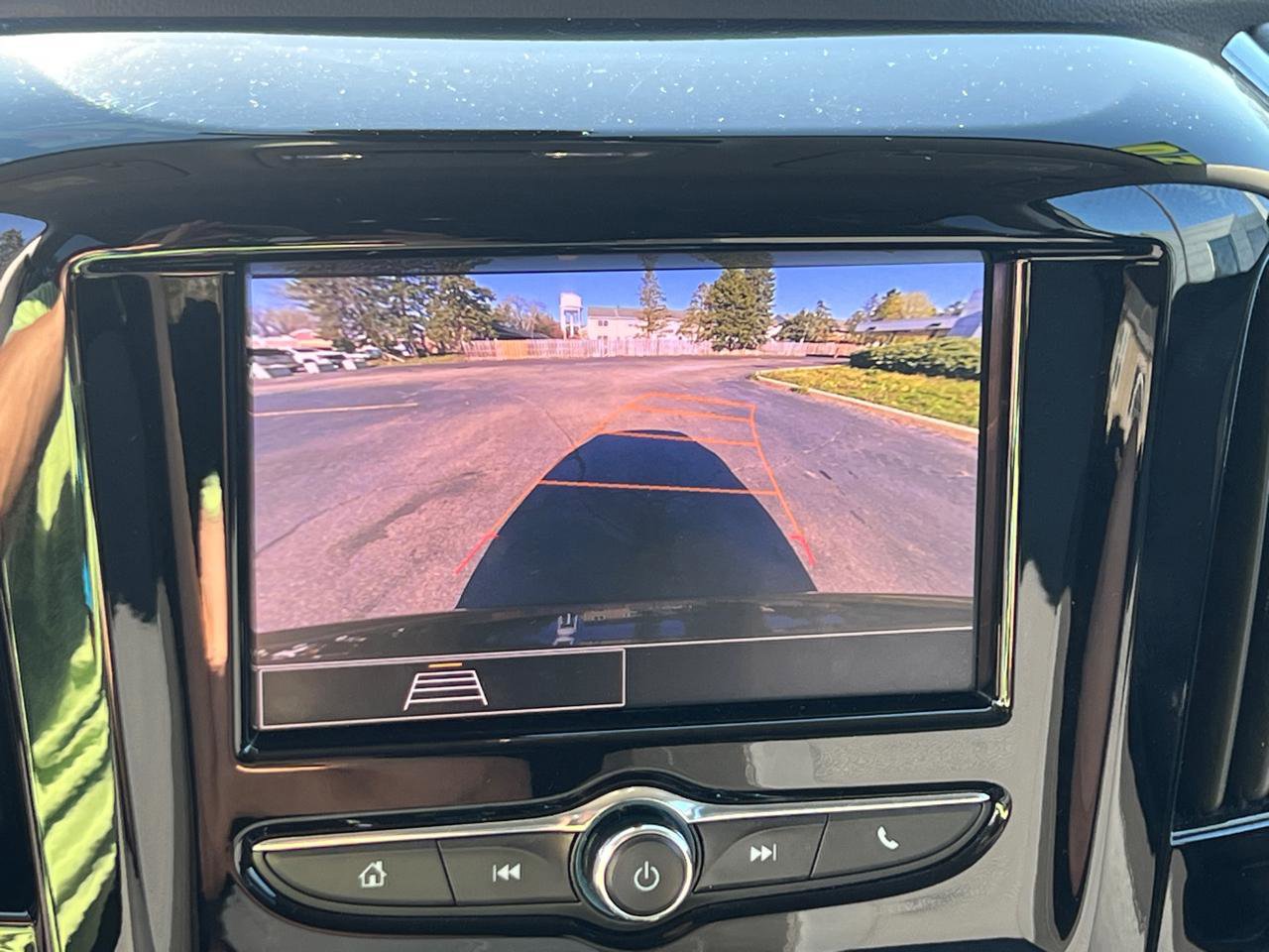 Used 2020 Chevrolet Traverse LT w/ LPO, Cargo Package AWD/4WD image 25