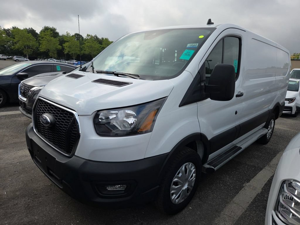 Used 2025 Ford Transit 250 Low Roof w/ Exterior Upgrade Package RWD image 2
