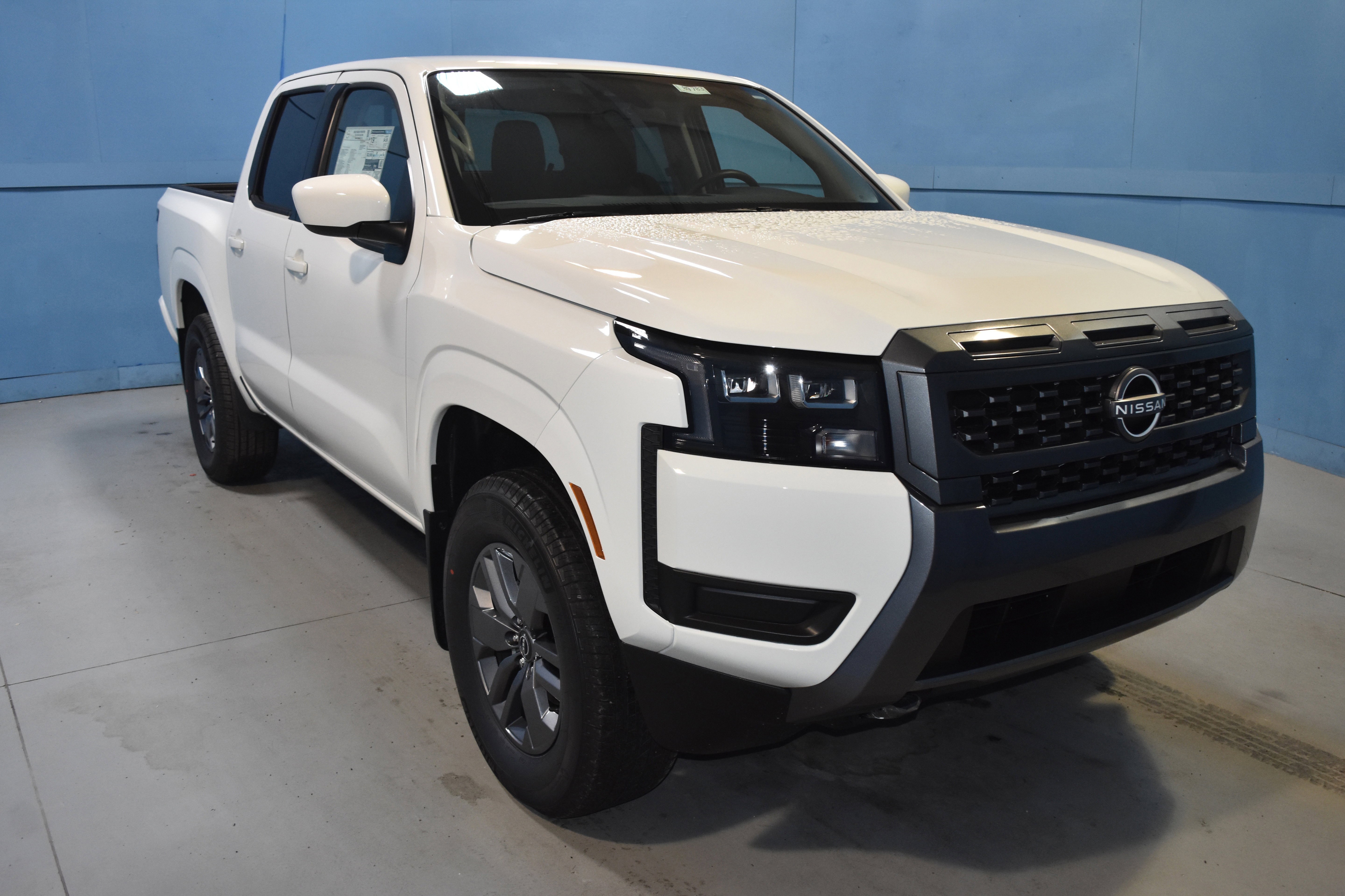 New 2026 Nissan Frontier SV w/ Tow Package image 1