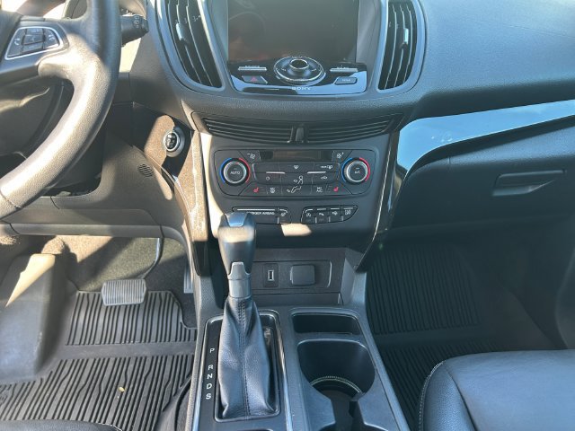 Used 2018 Ford Escape Titanium w/ Ford Safe & Smart Package AWD/4WD image 11