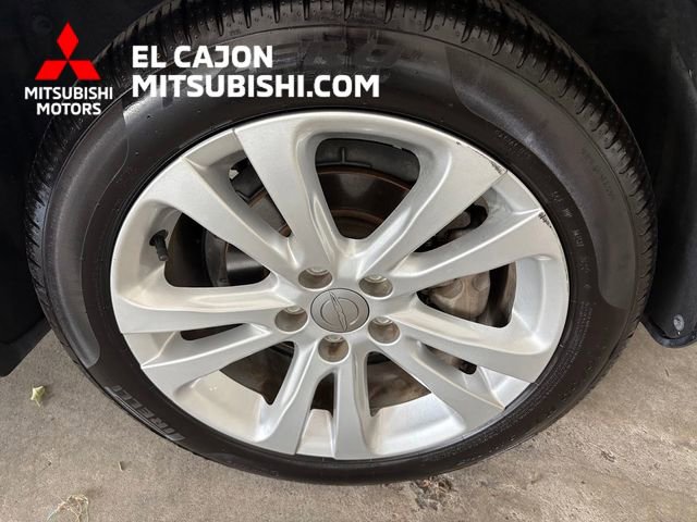 Used 2016 Chrysler 200 Limited w/ Convenience Group image 12
