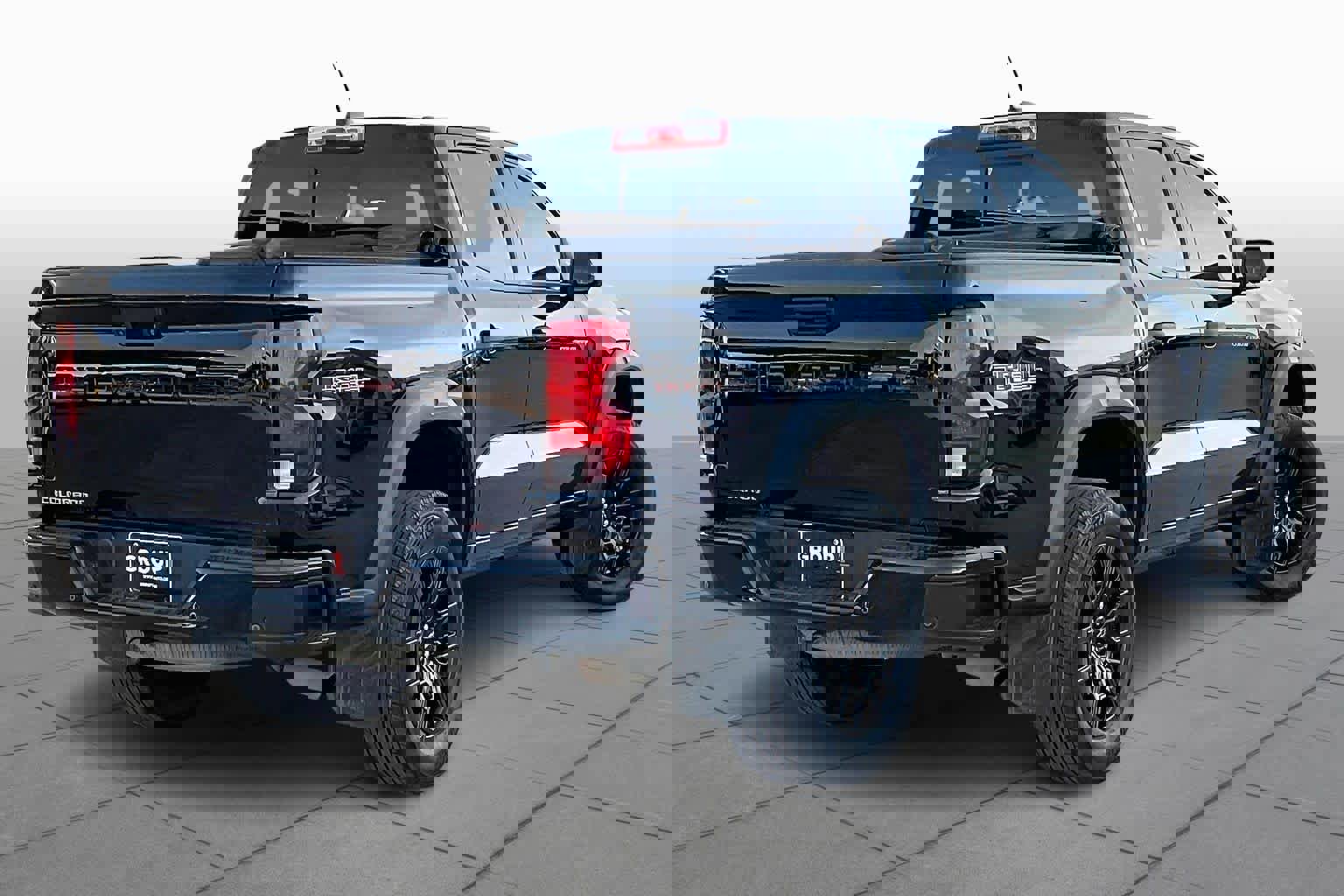 Used 2023 Chevrolet Colorado Trail Boss w/ Technology Package image 14