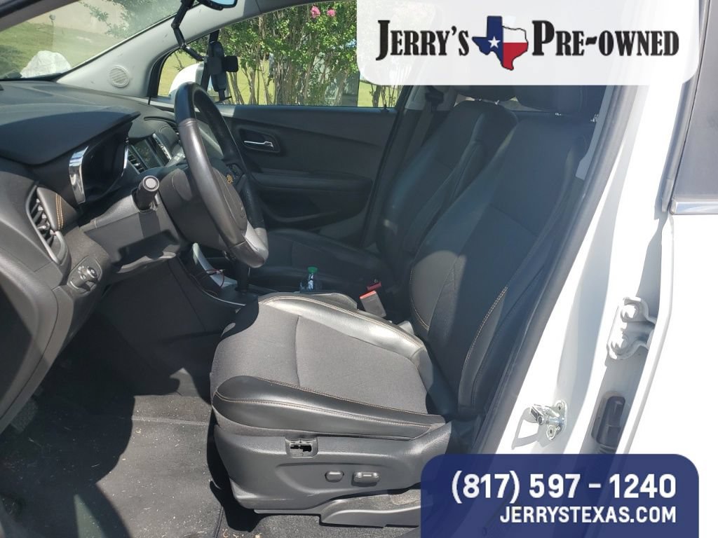 Used 2018 Chevrolet Trax LT w/ LT Convenience Package FWD image 7