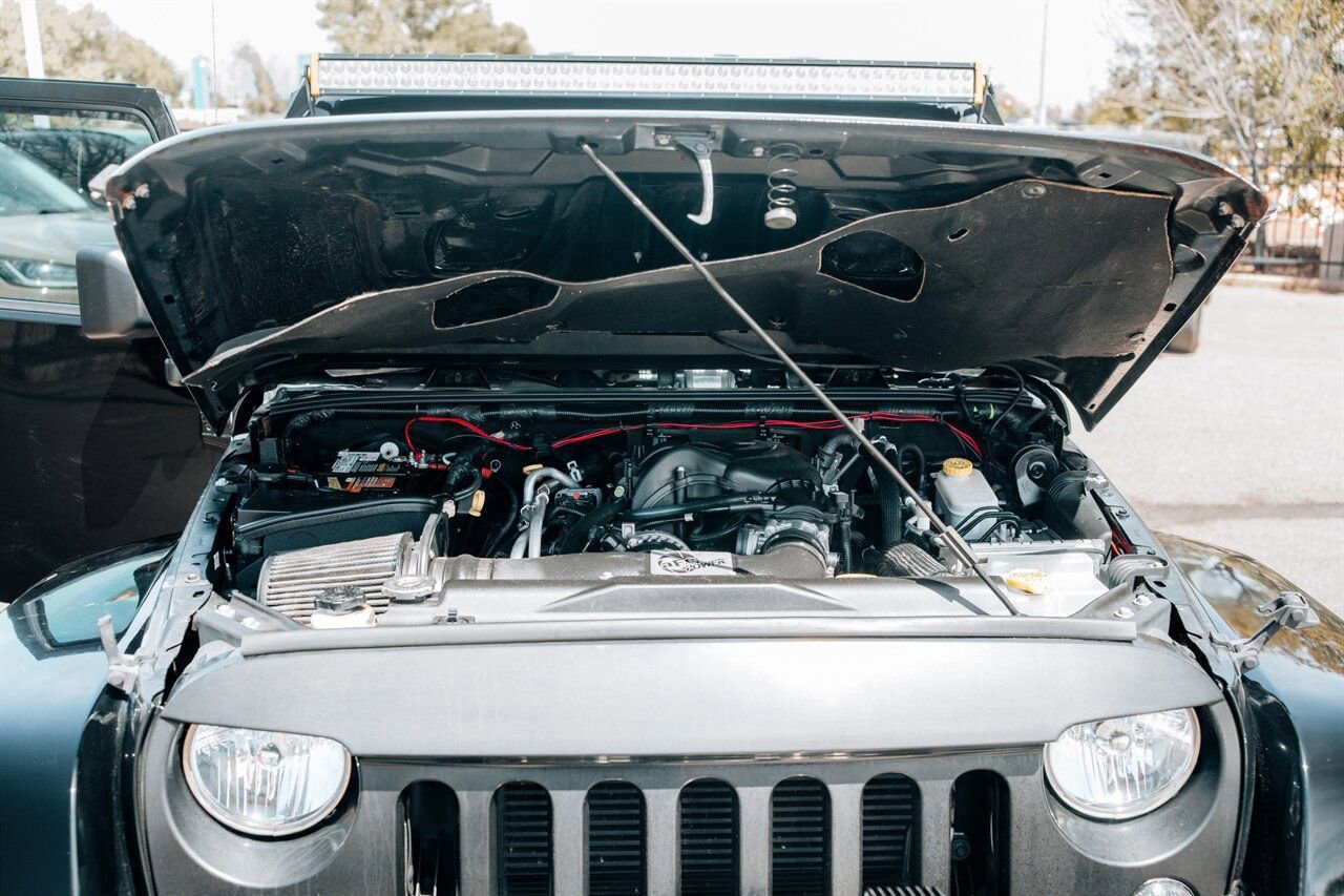 Used 2016 Jeep Wrangler Unlimited Rubicon image 53