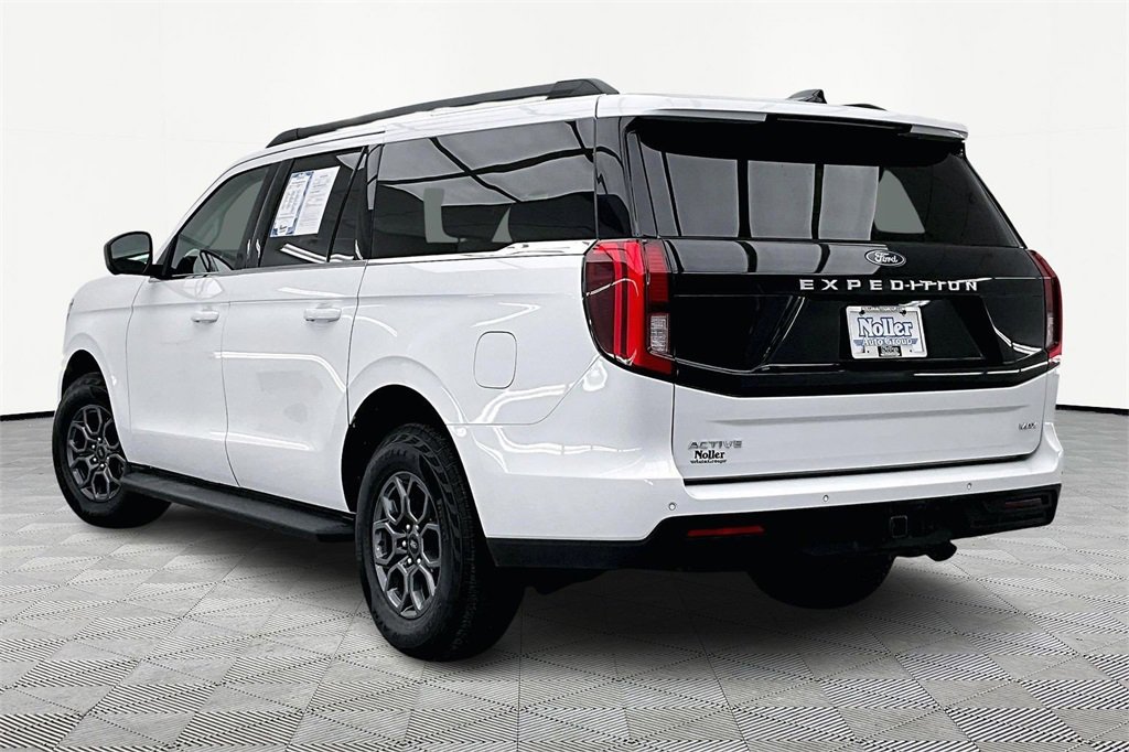 Used 2025 Ford Expedition Max Active image 13