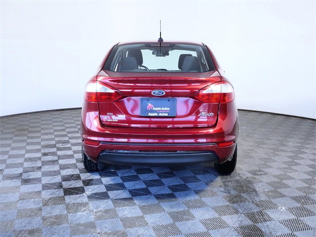 Used 2016 Ford Fiesta SE image 7