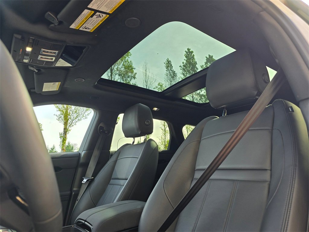 Used 2024 Land Rover Range Rover Evoque Dynamic SE image 23