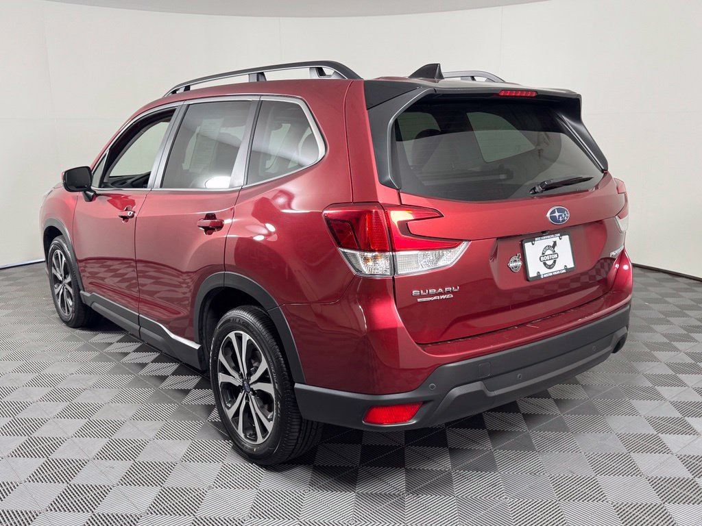 Used 2024 Subaru Forester Limited AWD/4WD image 12