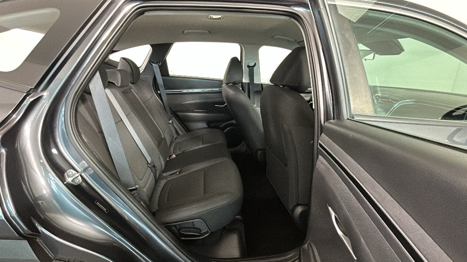 Used 2024 Hyundai Tucson SE FWD image 35