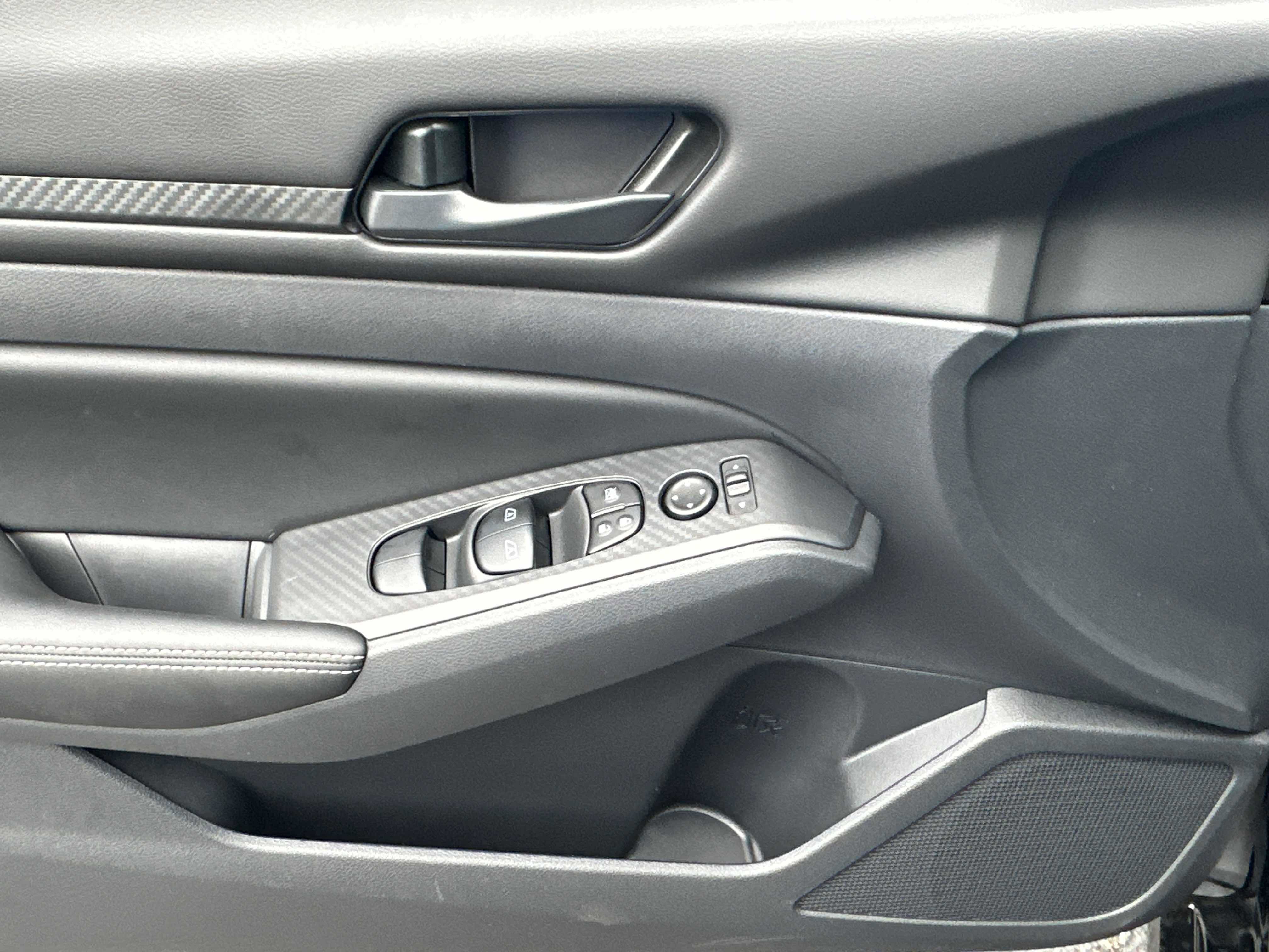 New 2026 Nissan Altima 2.5 SV AWD/4WD image 18