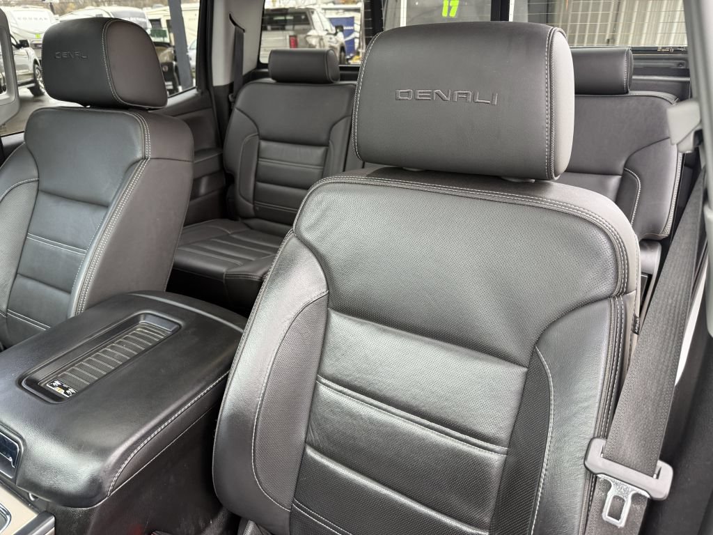 Used 2019 GMC Sierra 2500 Denali w/ Duramax Plus Package AWD/4WD image 51