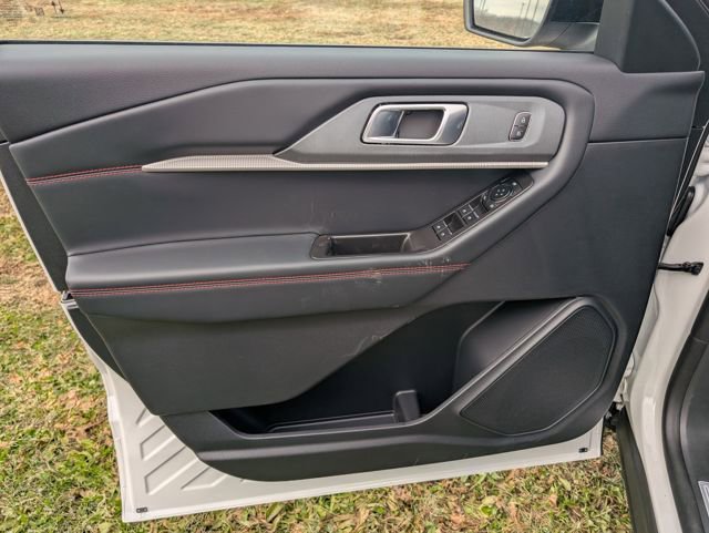 New 2026 Ford Explorer ST-Line image 14