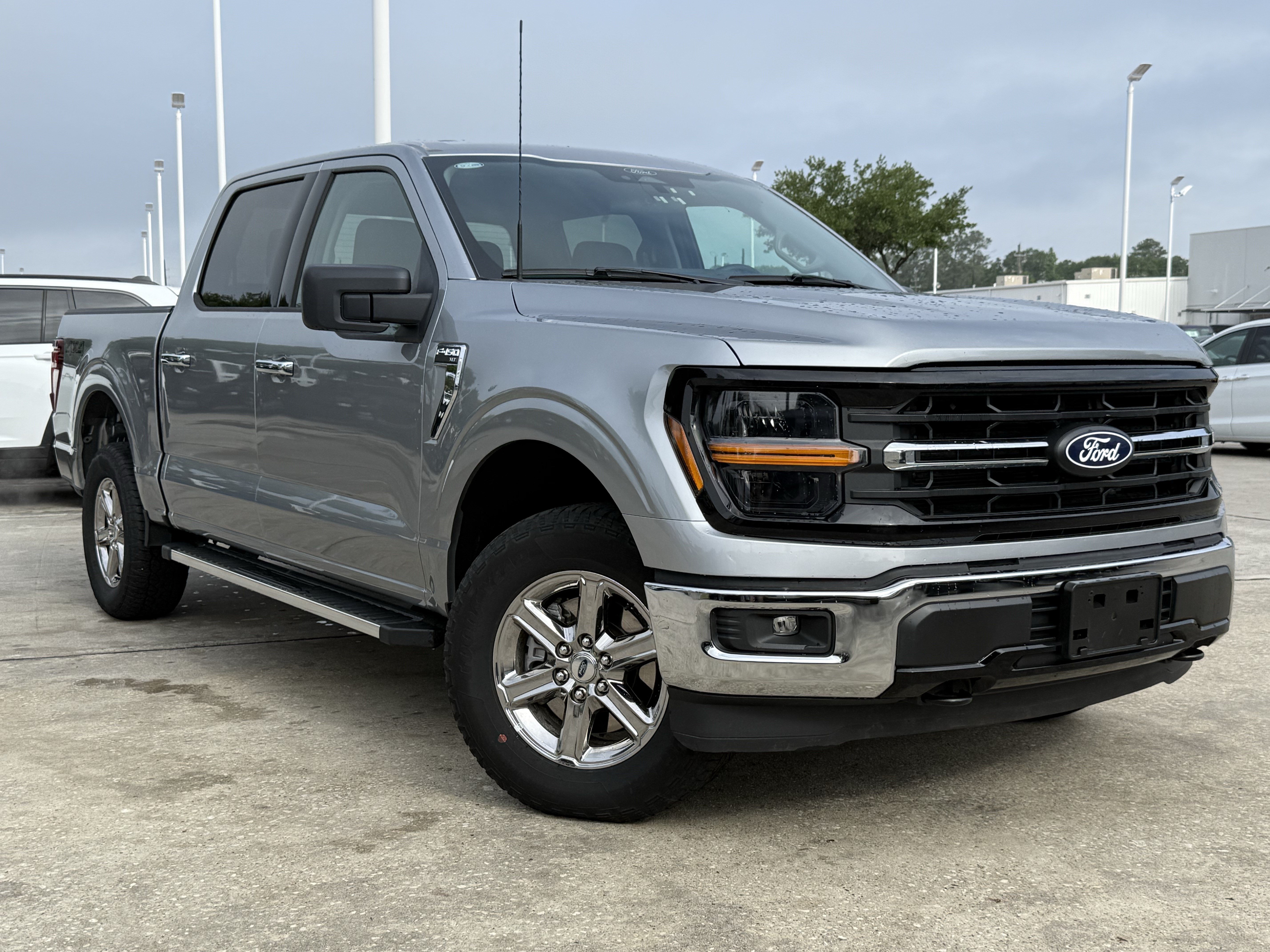 Used 2025 Ford F150 XLT w/ Equipment Group 301A Standard AWD/4WD image 2