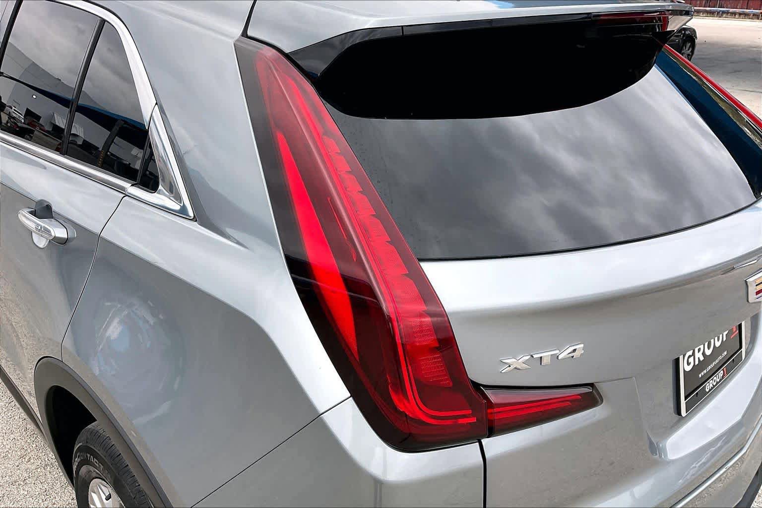 Used 2025 Cadillac XT4 Premium Luxury FWD image 28