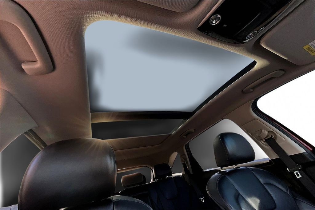 Used 2022 Kia Sorento S w/ Panoramic Sunroof Package image 17