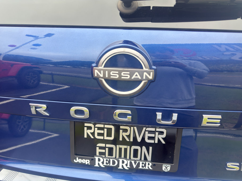 Used 2023 Nissan Rogue SL w/ SL Premium Package AWD/4WD image 11