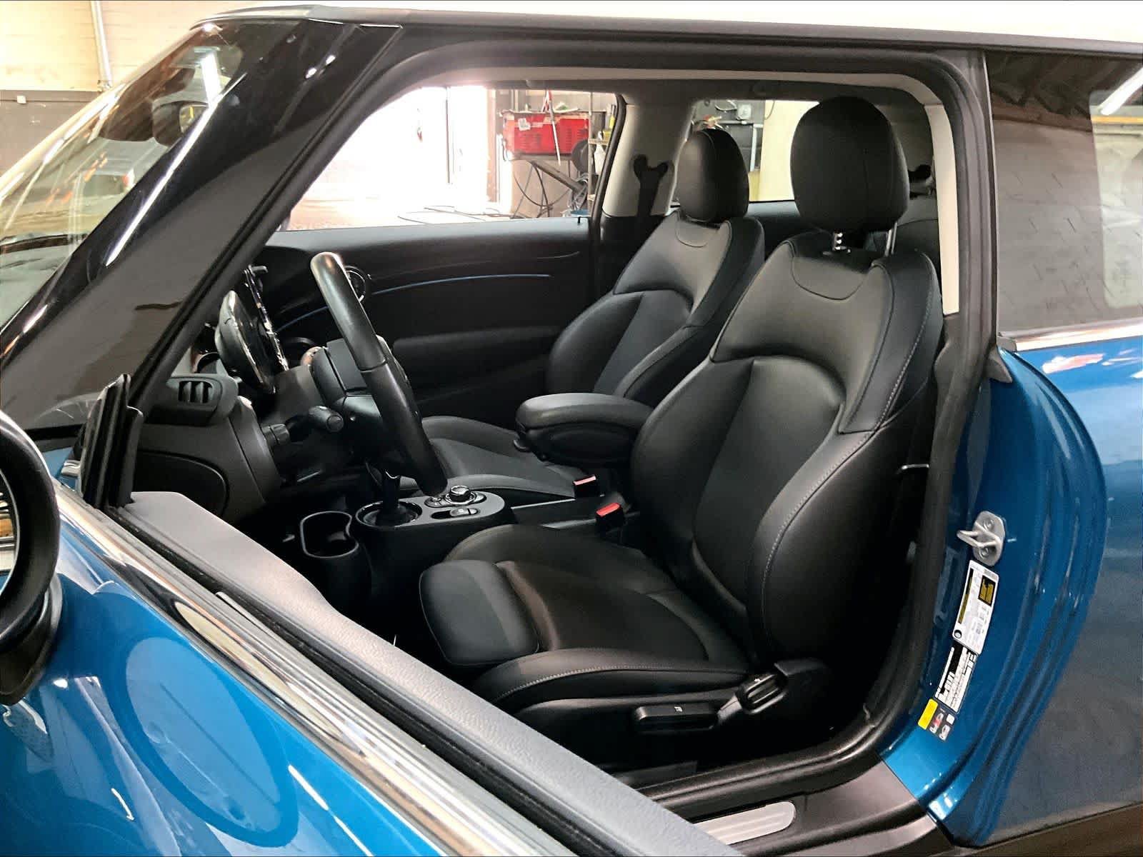 Used 2024 MINI Cooper SE FWD image 28