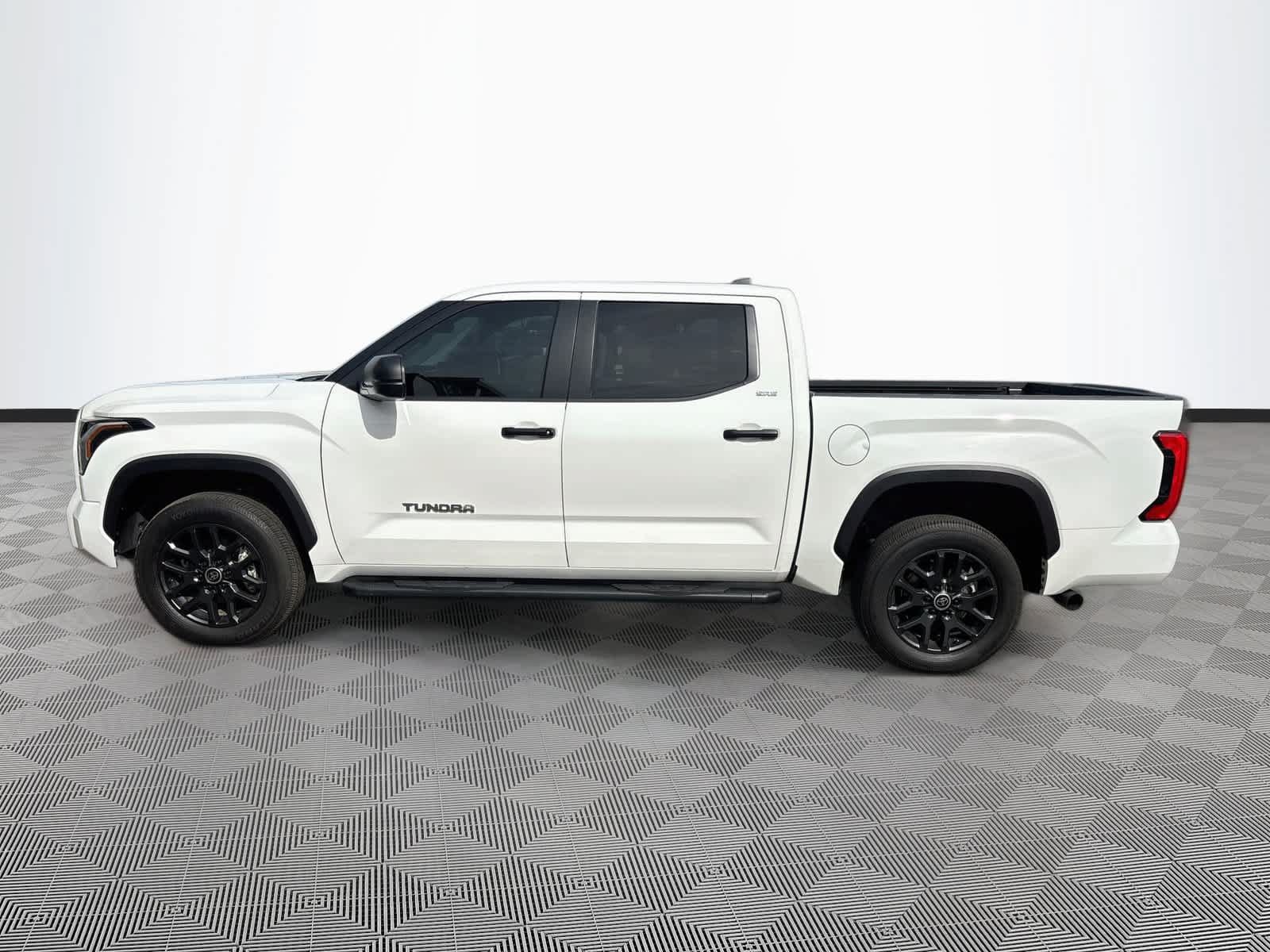 Used 2024 Toyota Tundra SR5 AWD/4WD image 8