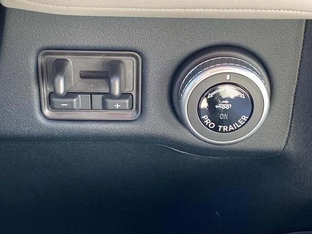 New 2026 Lincoln Navigator Reserve AWD/4WD image 25