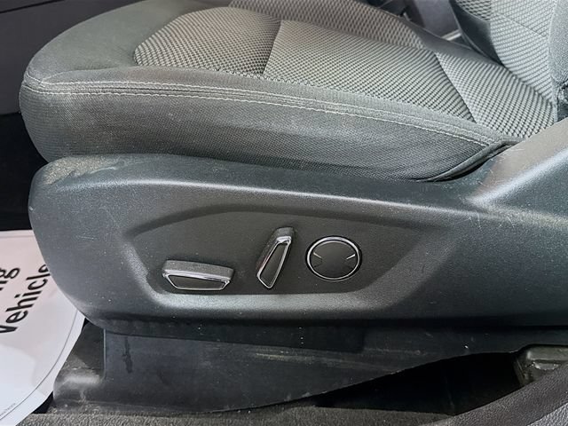 Used 2018 Ford Explorer XLT AWD/4WD image 19